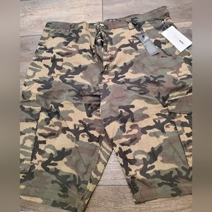 Men's cargo shorts